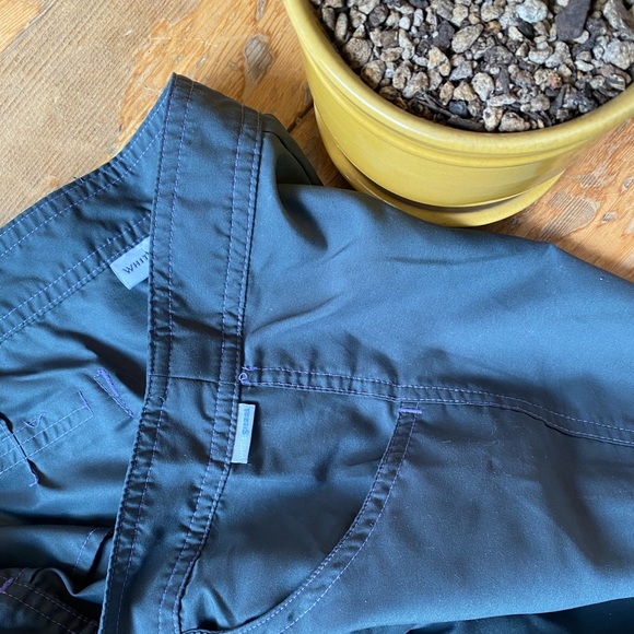 White Sierra Capris - 10 - Picture 4 of 9